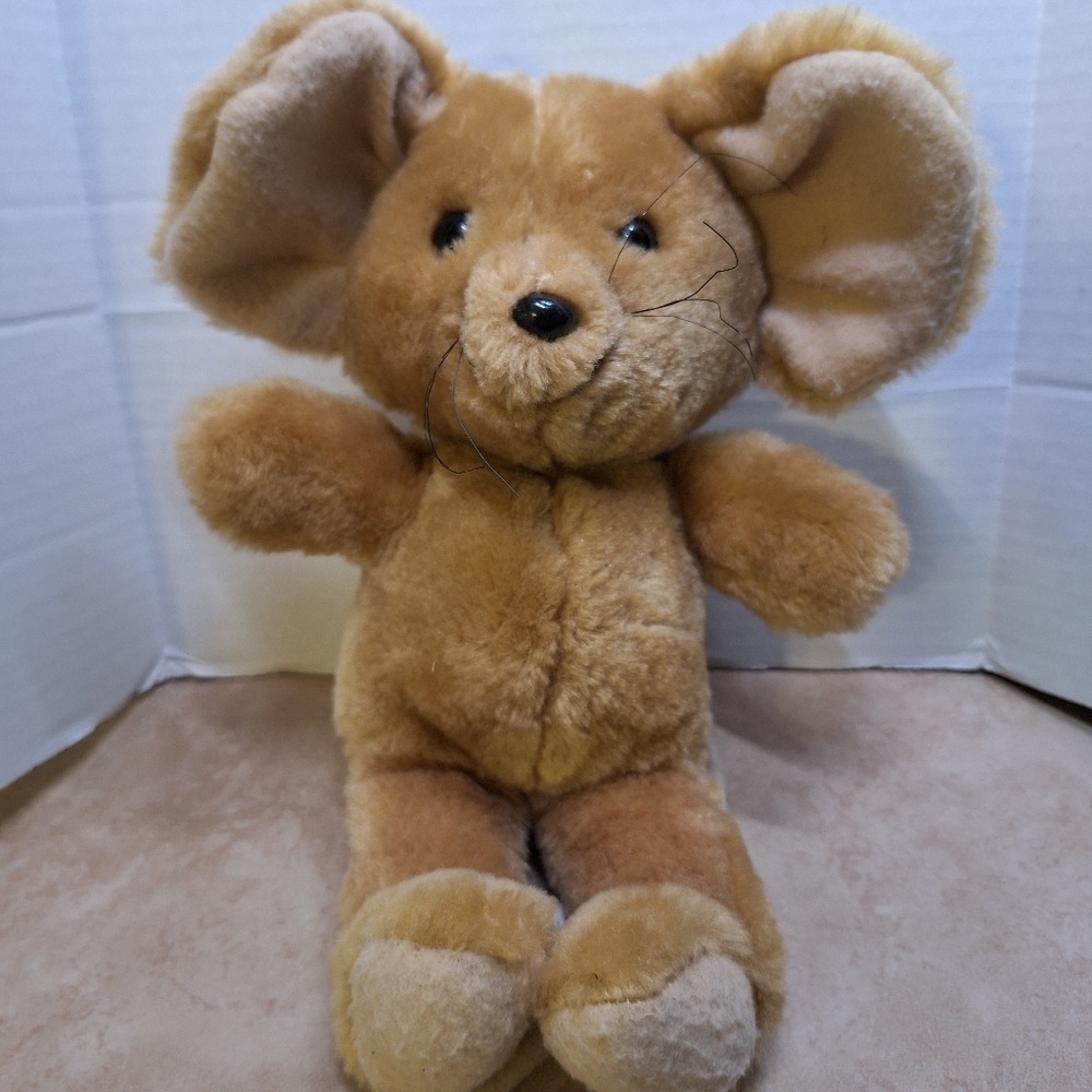 Vintage 80s Graphics International Tan Mouse Big Ears Black Whiskers  10"